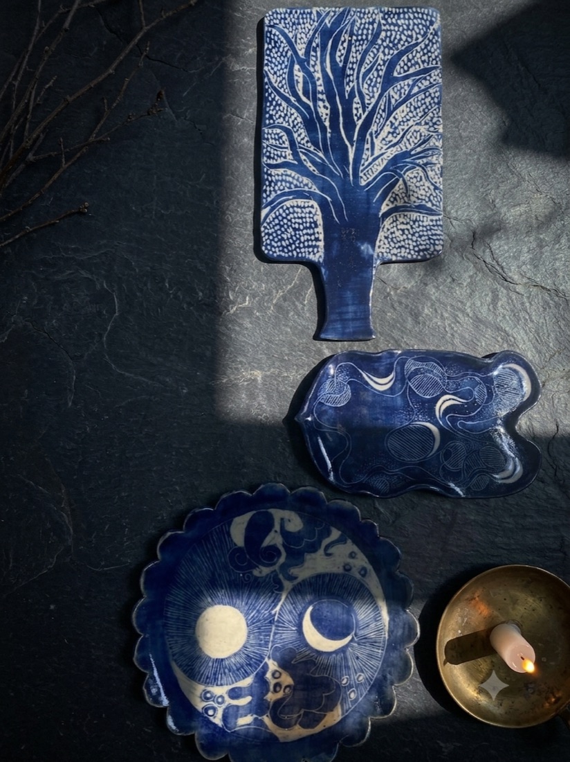 Cobalt sgraffito boards